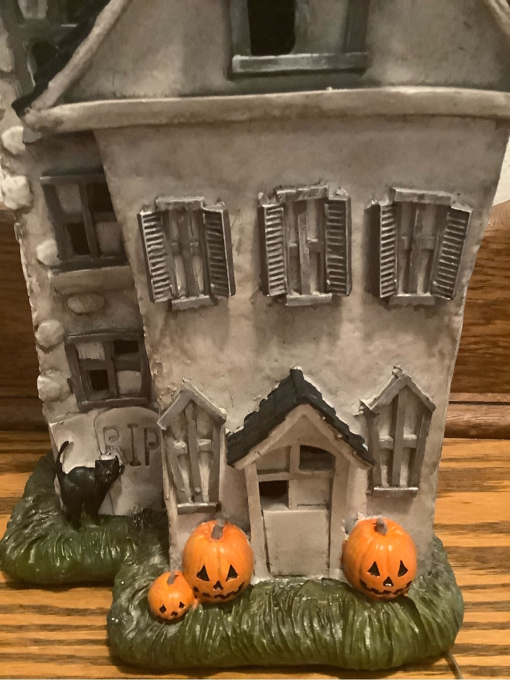 Halloween Decor - Picture 6 of 6